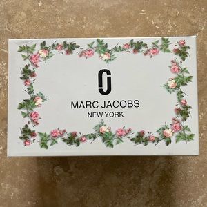 Marc jacobs crossbody snapshot peanuts bag